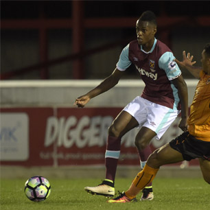 Fernandes eyes first team spot 