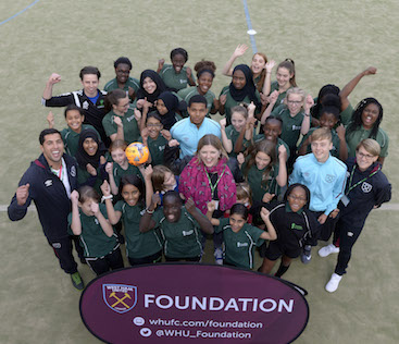 Players promote FA Girls' Football Week 