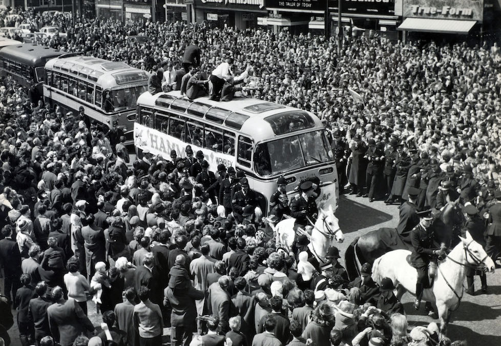 On This Day - 1964 FA Cup Final Gallery | West Ham United F.C.