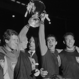 West Ham players celebrate