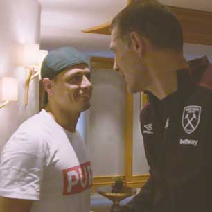 Slaven Bilic greets Chicharito