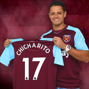 Chicharito with the No17 shirt