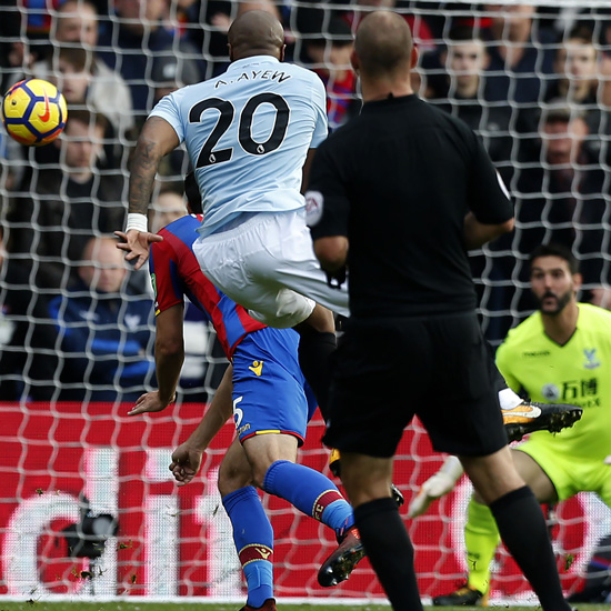 Andre Ayew scores at Crystal Palace