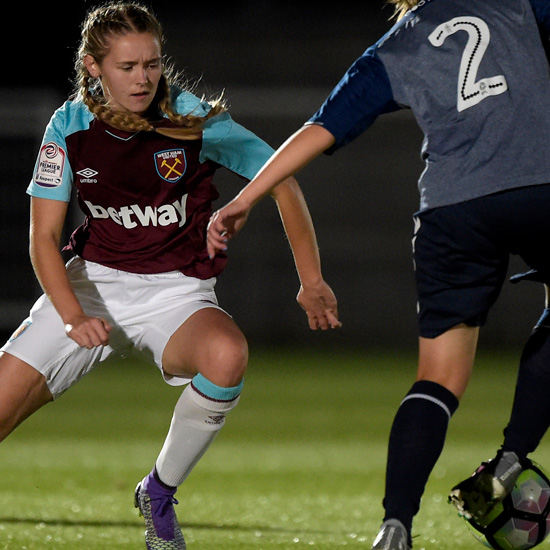 Kelly Wealthall in action for West Ham Ladies