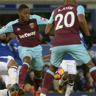 Everton beat West Ham 4-0