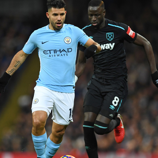 Cheikhou Kouyate challenges Sergio Aguero