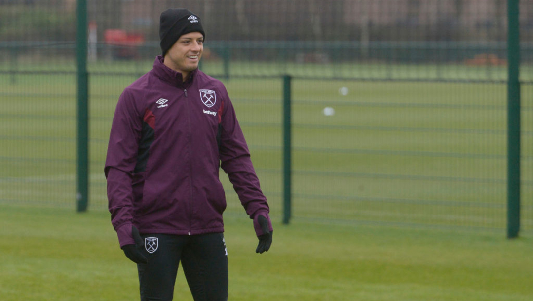 Chicharito in training