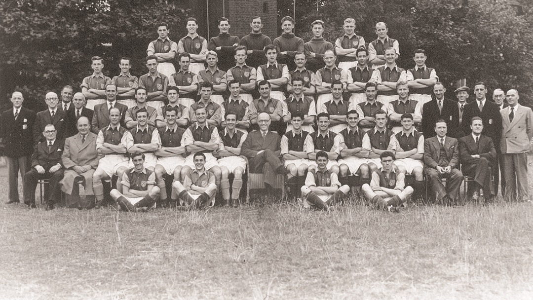 Ken Brown (first row standing, fourth player from left) made his debut on 21 February 1963