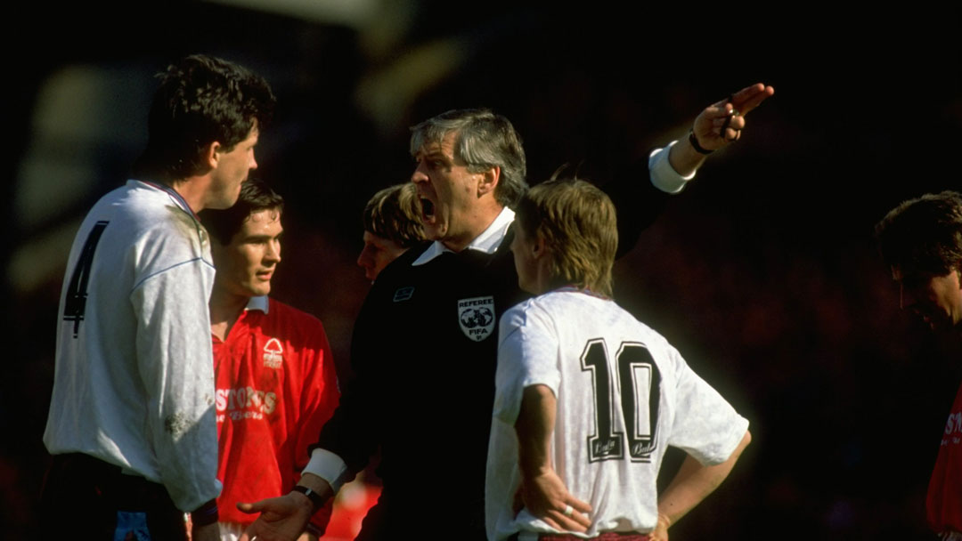 Tony Gale is sent-off in the 1991 FA Cup semi-final