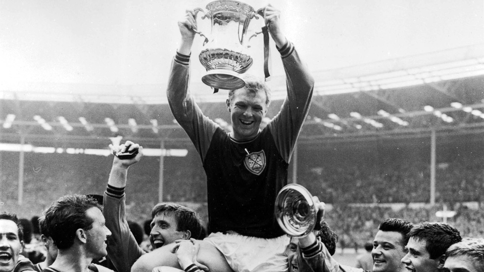 Bobby Moore lifts the FA Cup