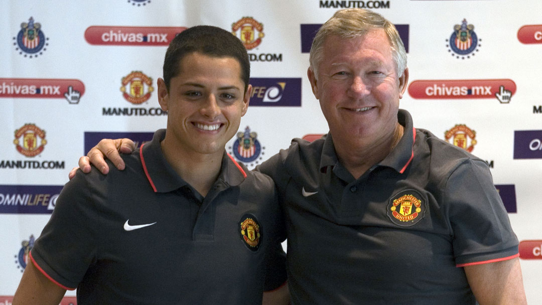 Chicharito with Sir Alex Ferguson