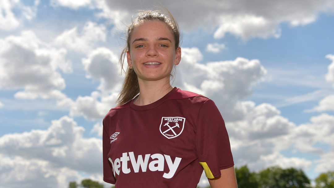 Leanne Kiernan is delighted to be a West Ham United Ladies player