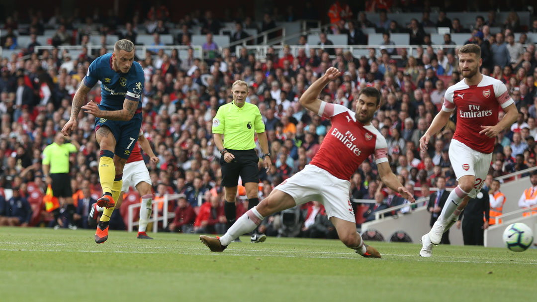 Marko Arnautovic scores at Arsenal for the second consecutive season