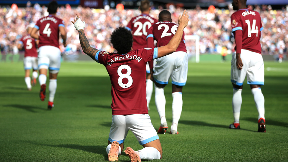 Felipe Anderson celebrates his goal