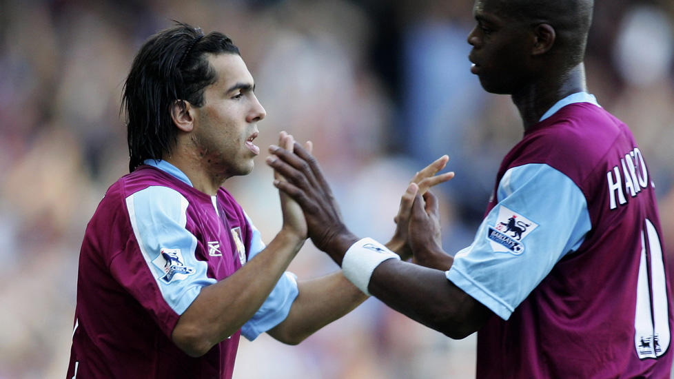 Carlos Tevez replaces Marlon Harewood to make his Hammers debut