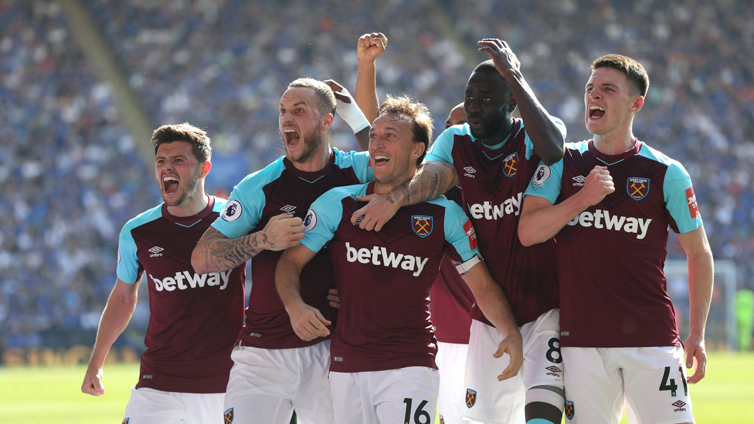 Mark Noble celebrates scoring at Leicester City