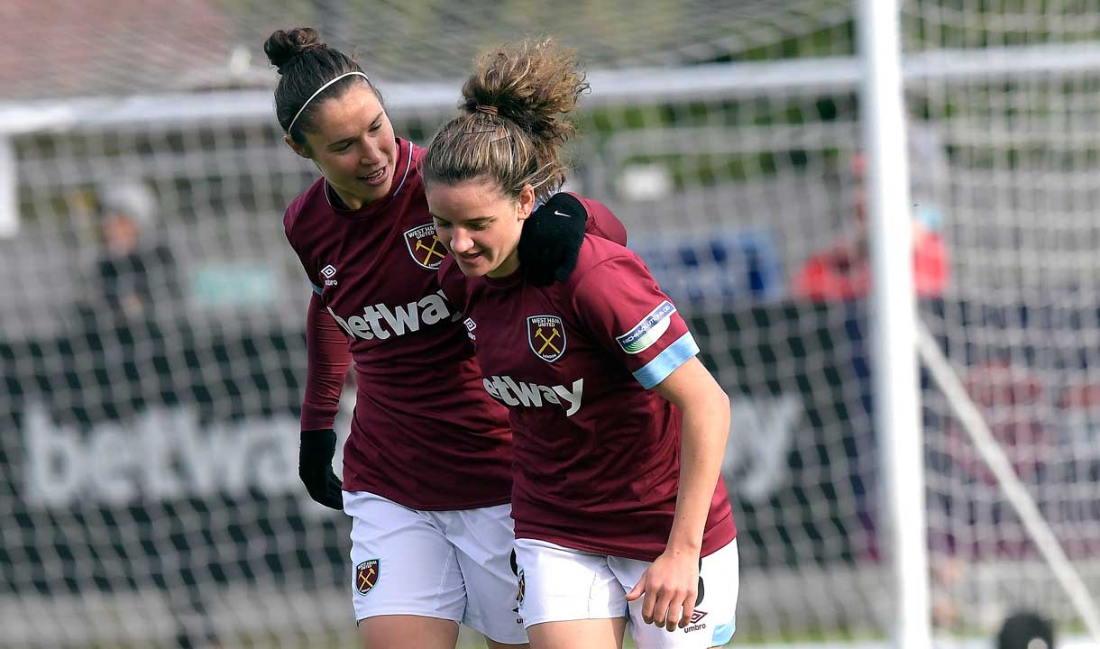 Jane Ross and Leanne Kiernan celebrate