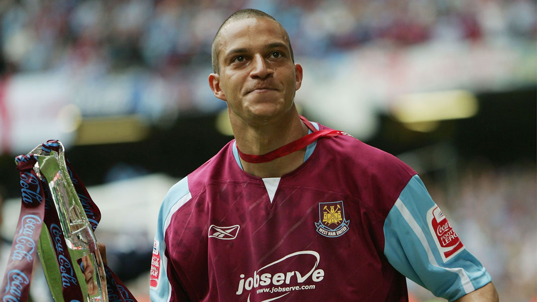 Bobby Zamora celebrates after the 2005 Championship Play-Off final