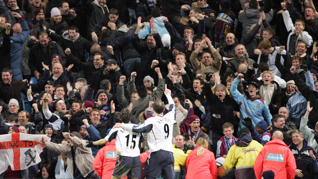 Dean Ashton celebrates scoring against Manchester City in the 2006 FA Cup quarter-finals