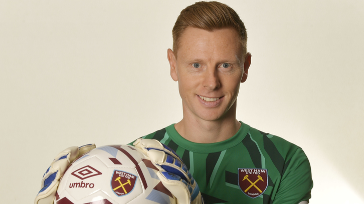 David Martin signs for West Ham United