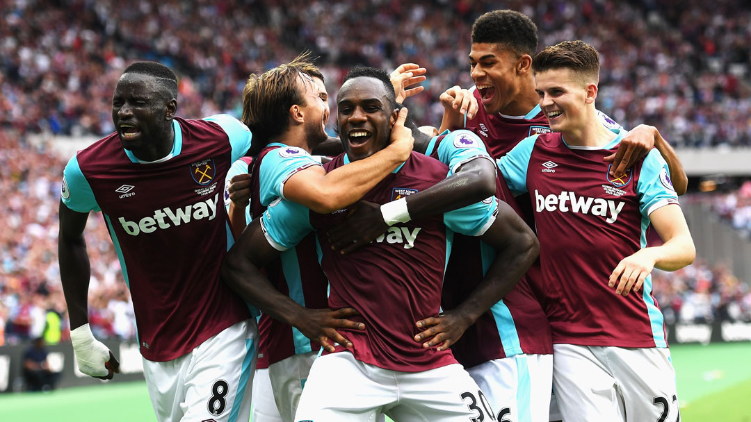 Michail Antonio scores the first Premier League goal at London Stadium