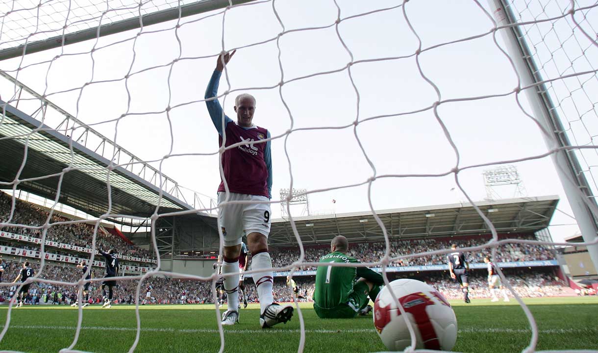 Dean Ashton celebrates against Blackburn