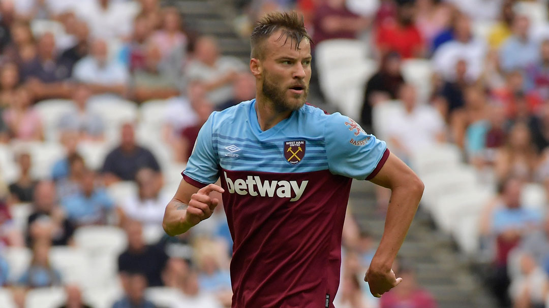 Andriy Yarmolenko in action