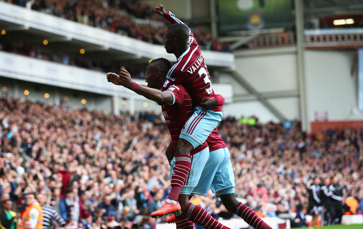 Diafra Sakho celebrates his winning goal