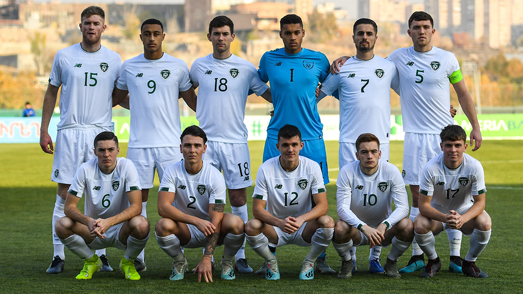 Conor Coventry (No6) and Republic of Ireland U21s