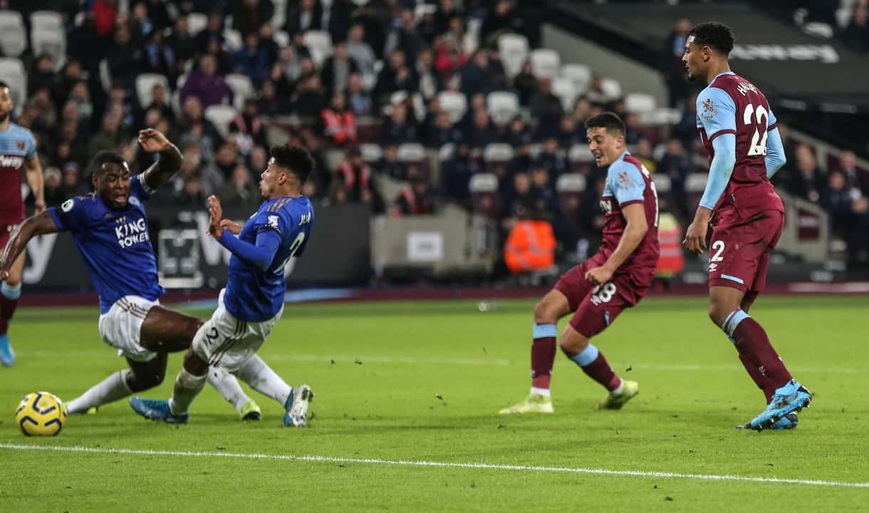 Pablo Fornals scores against Leicester City