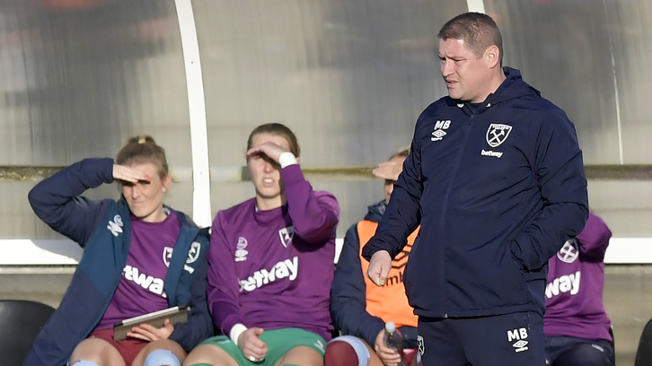 Matt Beard West Ham united women's training