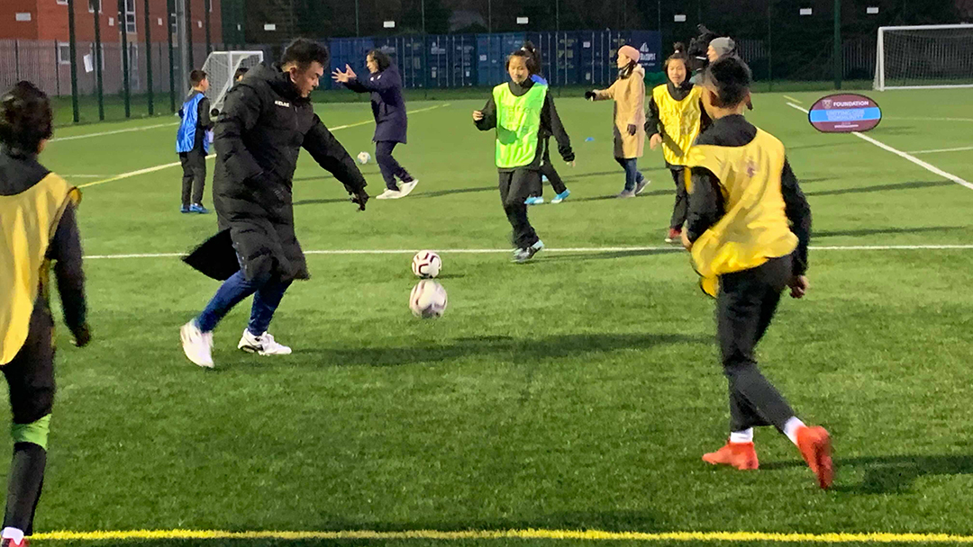 Jiangsu Subei visit West Ham United Foundation