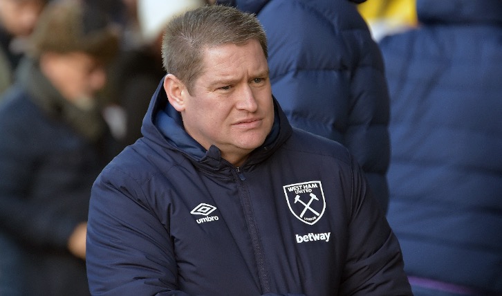 Matt Beard West Ham united women's head coach