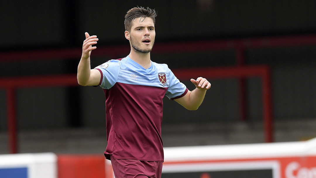 Gonçalo Cardoso playing for West Ham United U23s