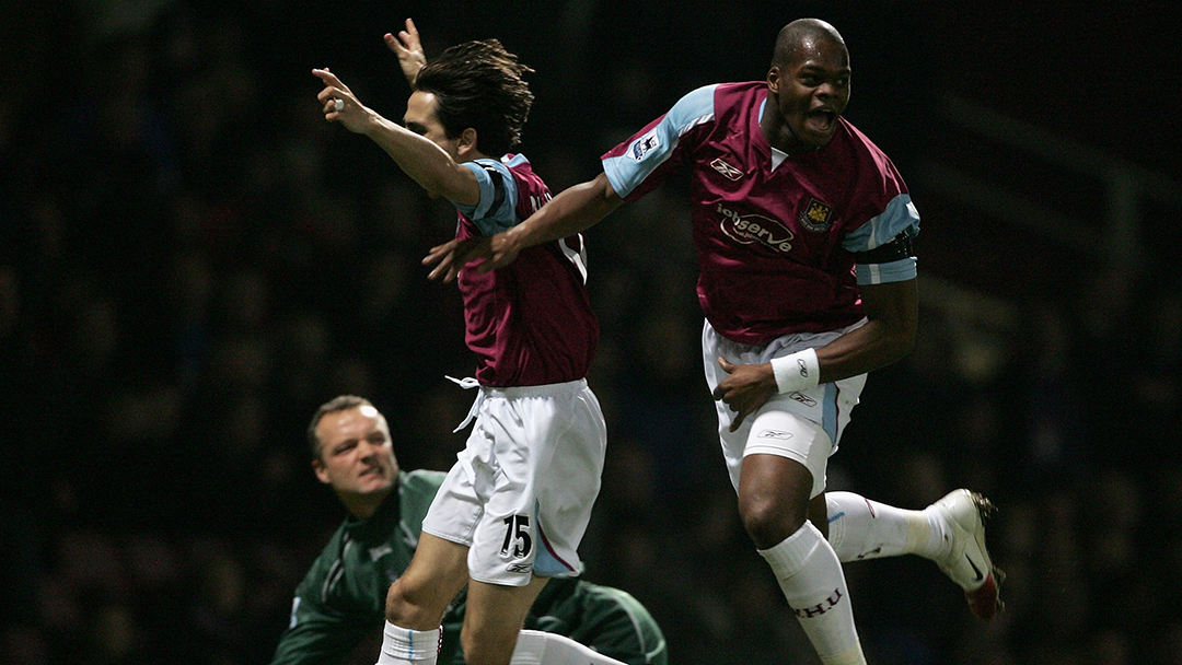 Yossi Benayoun and Marlon Harewood celebrate against Birmingham (2006)