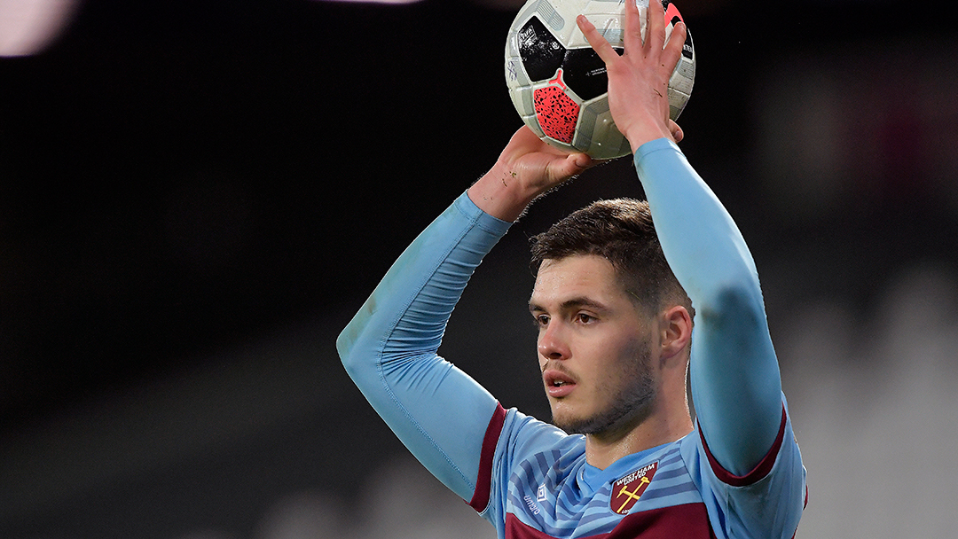 Gonçalo Cardoso playing for West Ham U23s