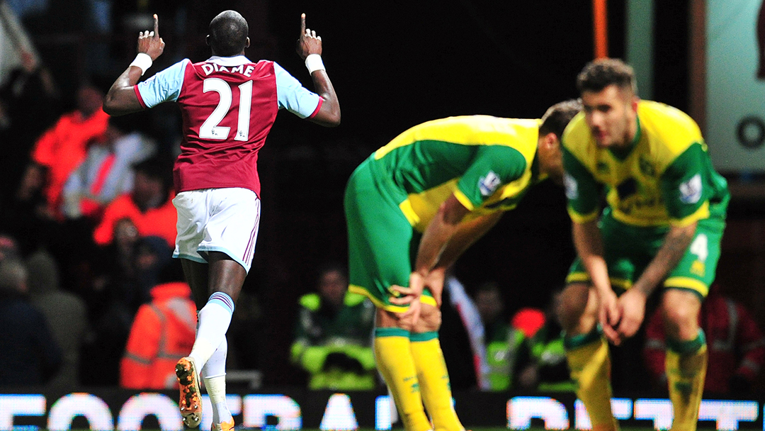 Mo Diame celebrates scoring against Norwich