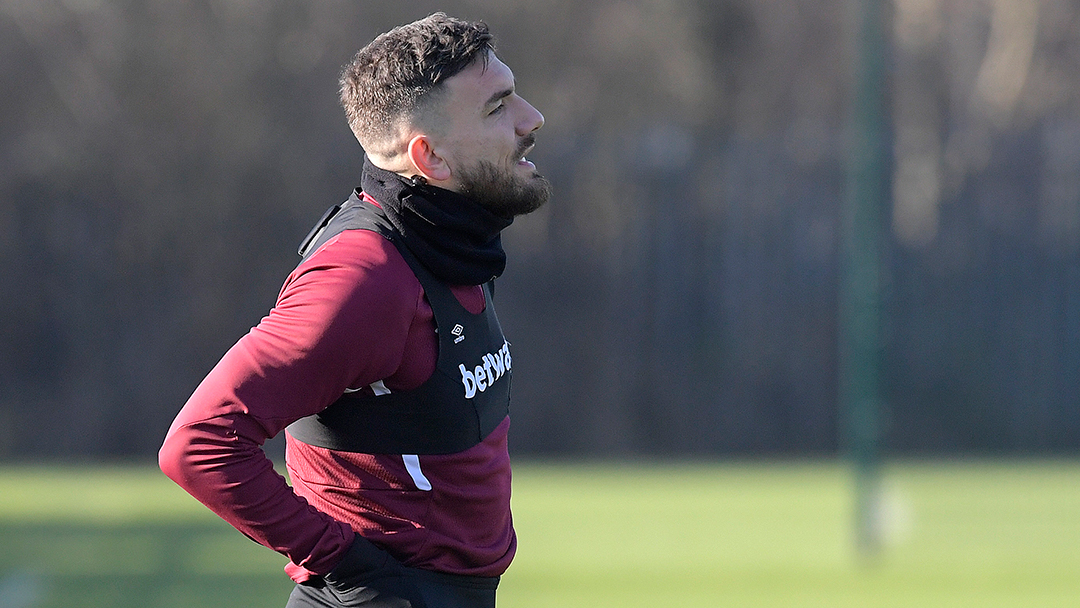 Robert Snodgrass in West Ham United training