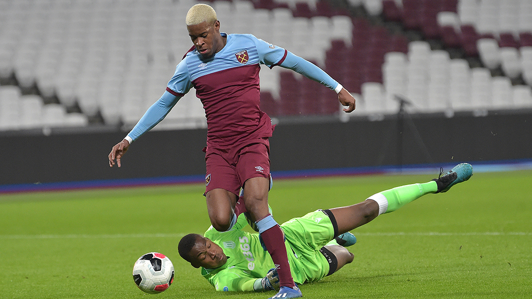 Xande Silva scores against Stoke U23s