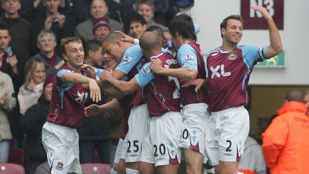 Bobby Zamora celebrates his goal