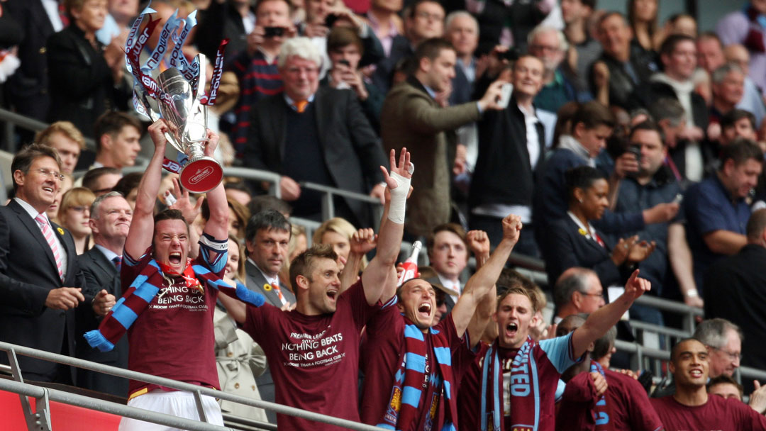 On This Day: Carlton Cole and Ricardo Vaz Te fire West Ham United back to the Premier League