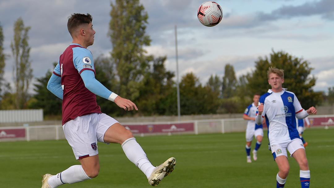 Harrison Ashby in action for West Ham Under-23s