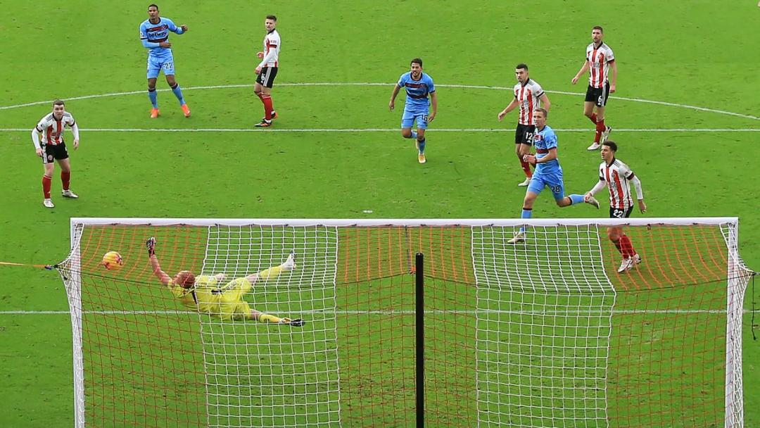 Sebastien Haller scores at Sheffield United