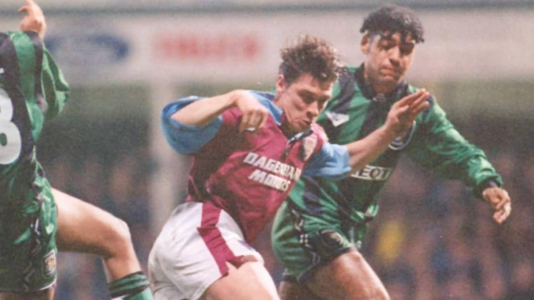 Tony Cottee in action against Coventry in January 1996