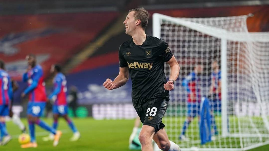 Tomas Soucek celebrates scoring against Crystal Palace