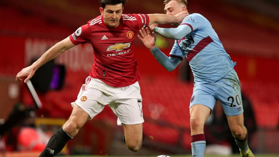 Jarrod Bowen battles with Harry Maguire