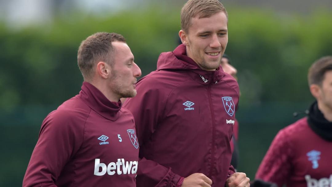 Vladimir Coufal and Tomas Soucek in training