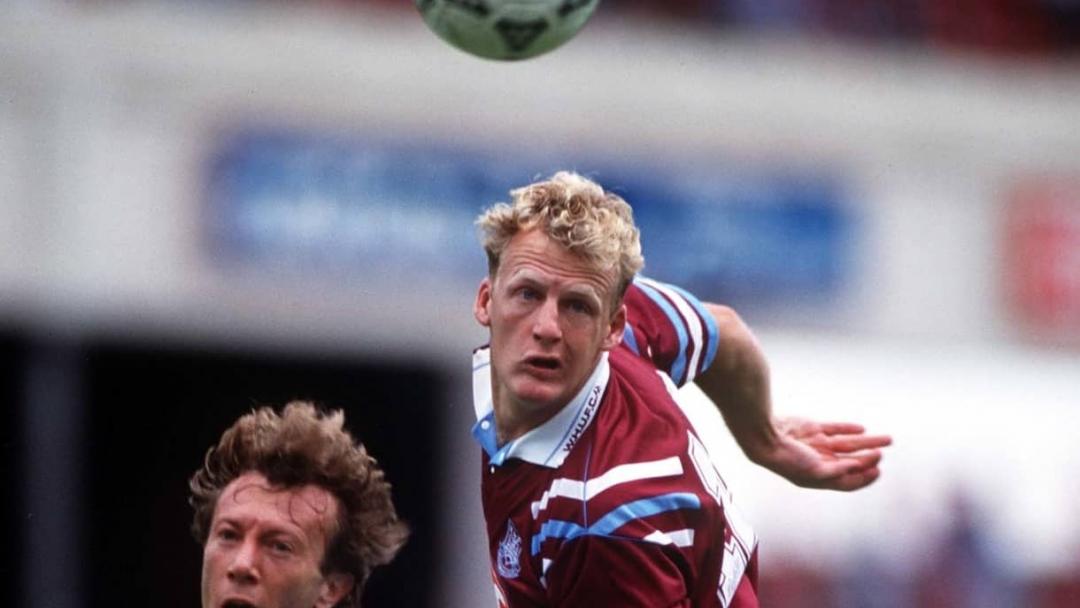 Iain Dowie in action for the Hammers