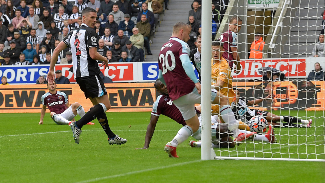 Aaron Cresswell scores at Newcastle