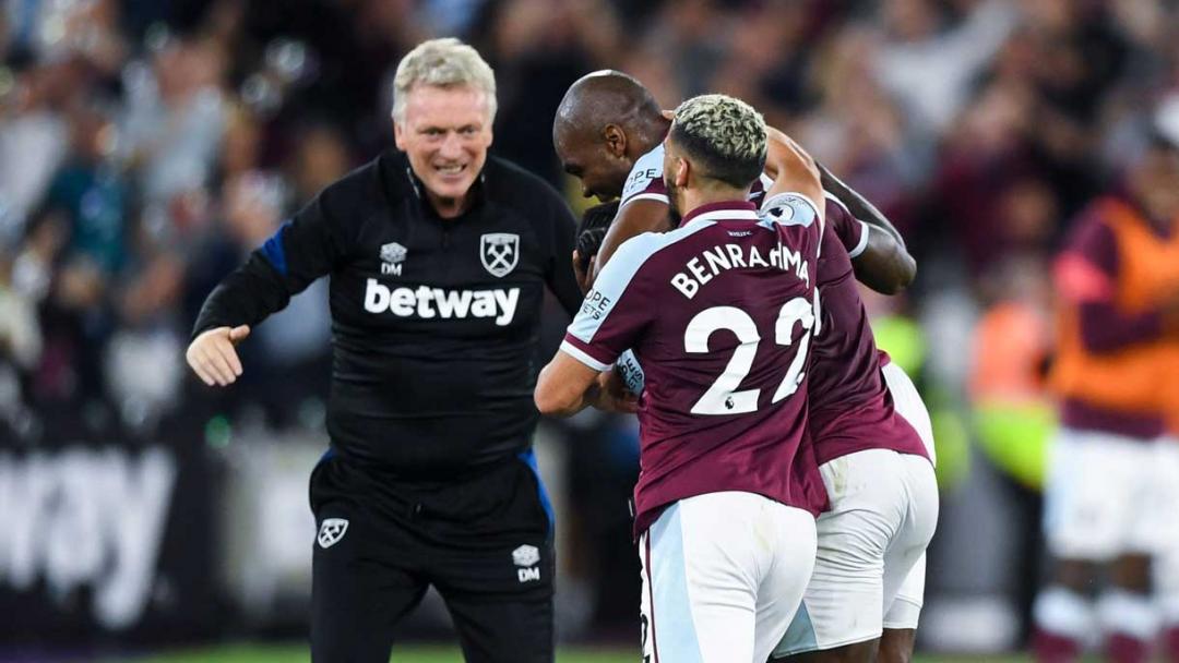 David Moyes celebrates against Leicester